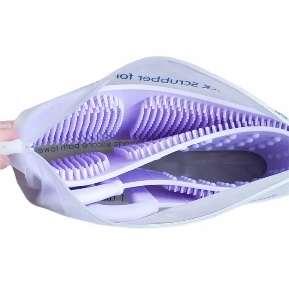 Silicone Purple Back Scrubber for Bath - Picture 3 of 3